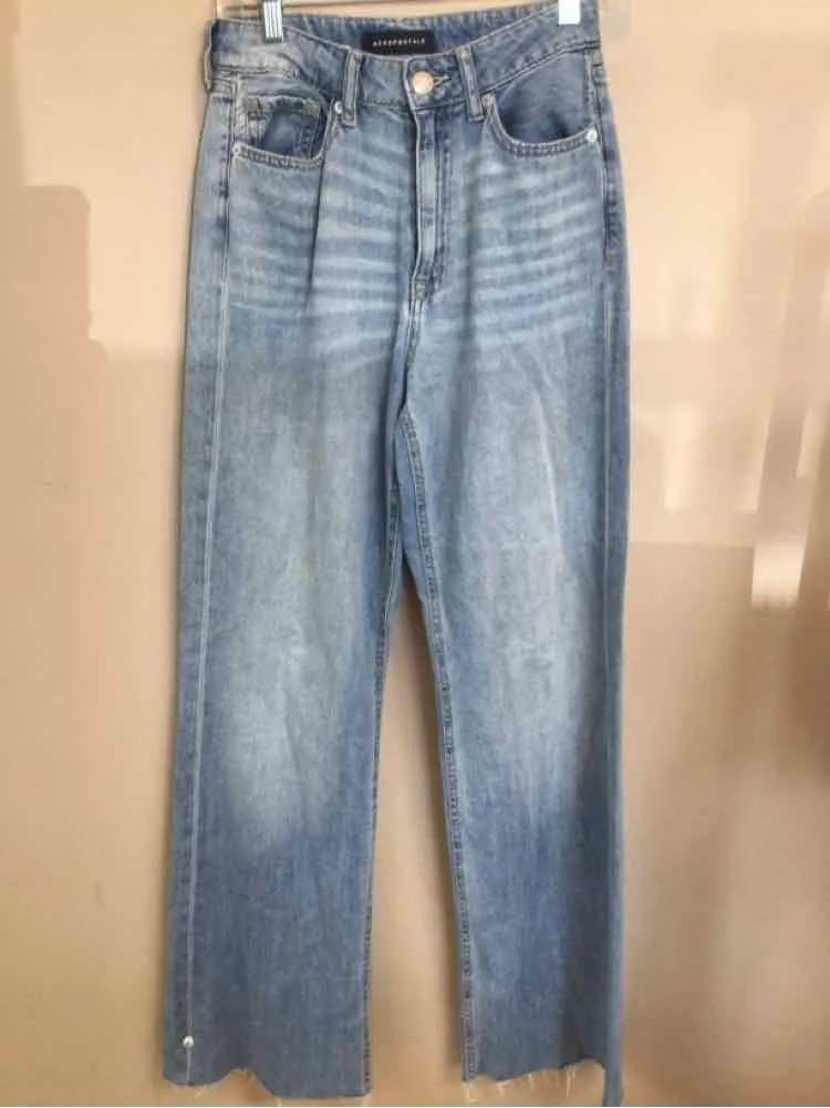 AEROPOSTALE SIZE 2 Ladies JEANS