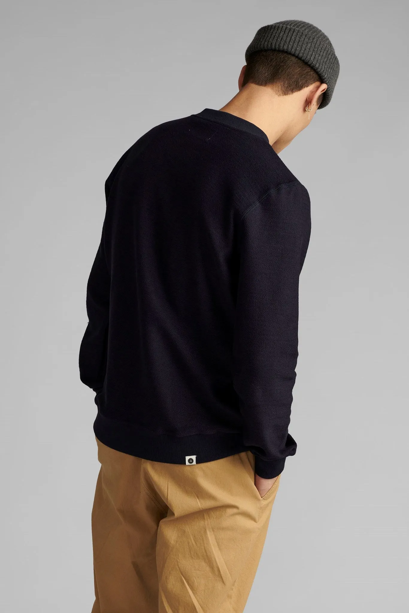 AKALLAN SOLID HERRINGBONE SWEAT - Sky Captain