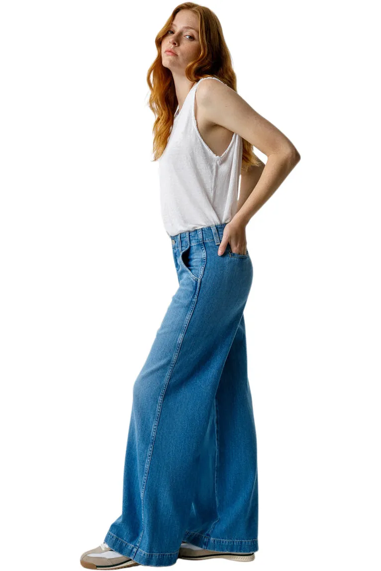 AMO Denim Edith Wide Leg in Amity