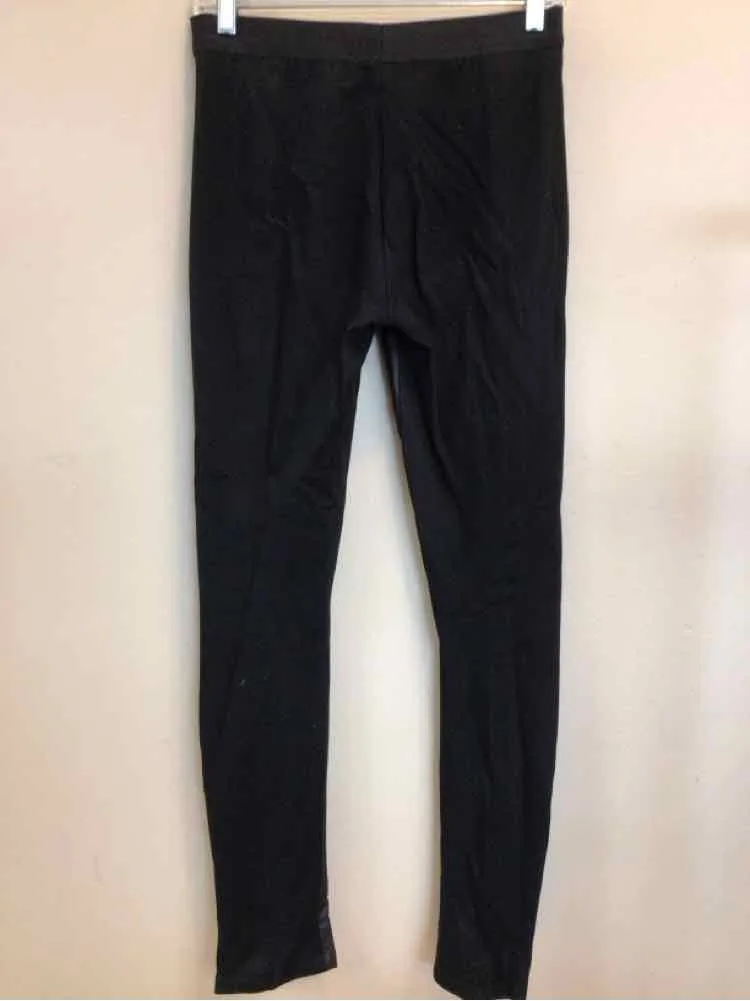 BCBG SIZE 6 Ladies PANTS