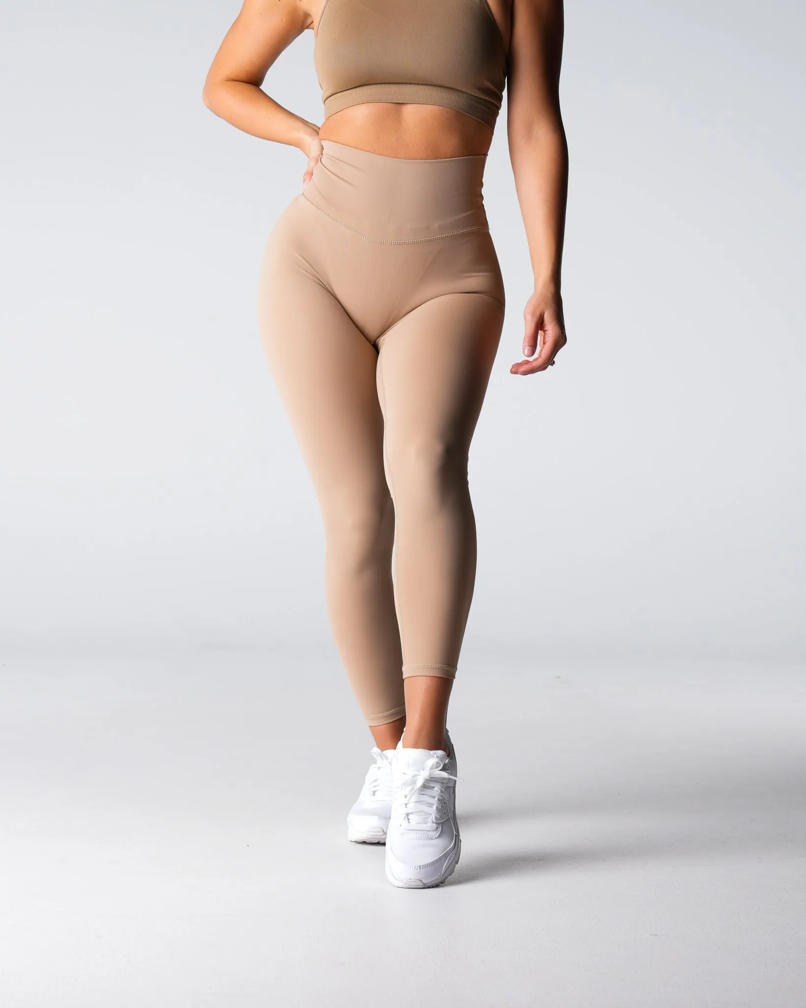 Beige Signature 2.0 Leggings