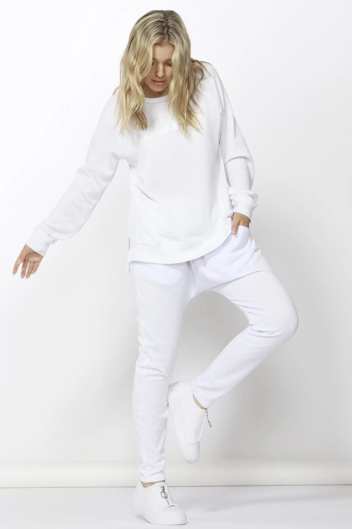 Betty Basics Saxon Sweat Pants in White