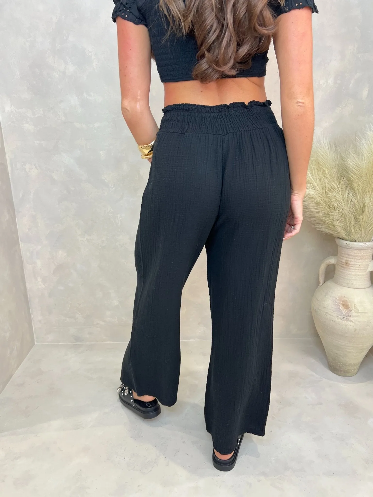 Black Santorini Short Wide Leg Trouser