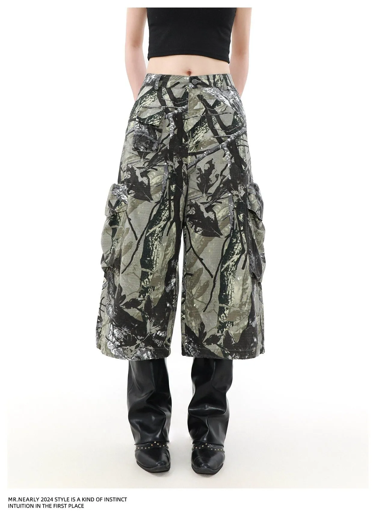 Branch Print Cargo Shorts