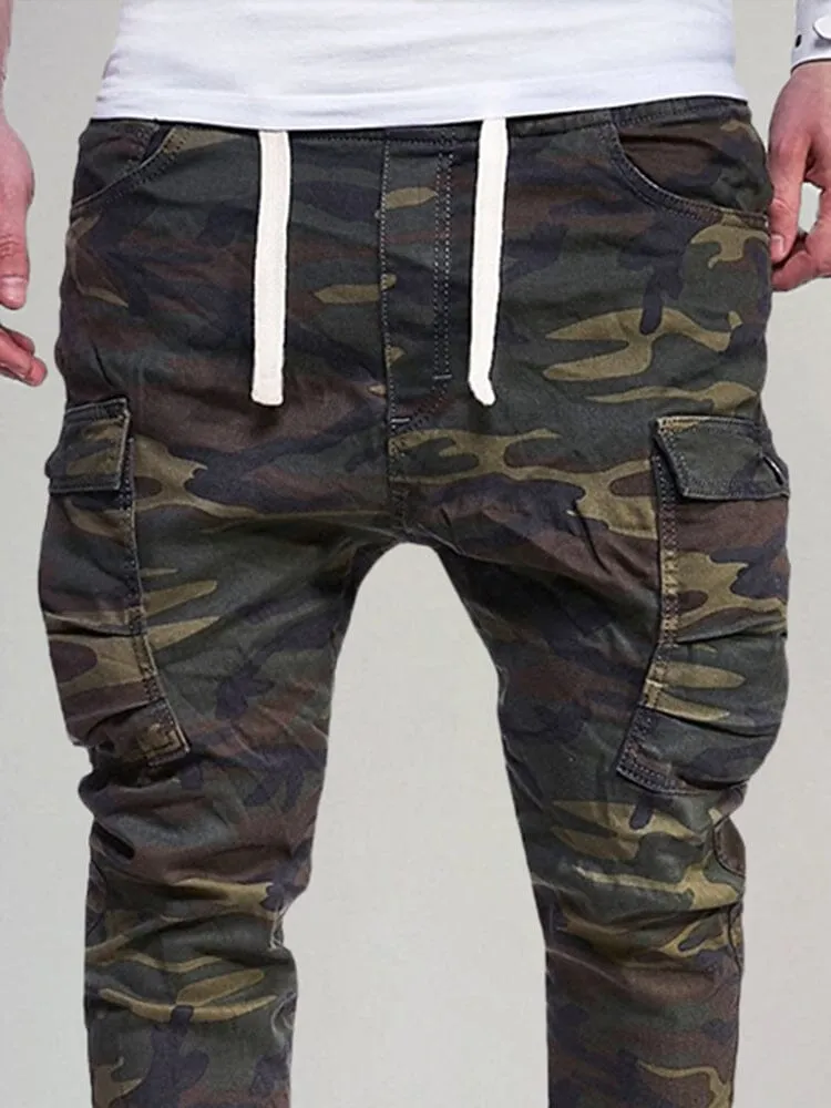 Camo Print Beam Feet Pants