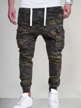 Camo Print Beam Feet Pants