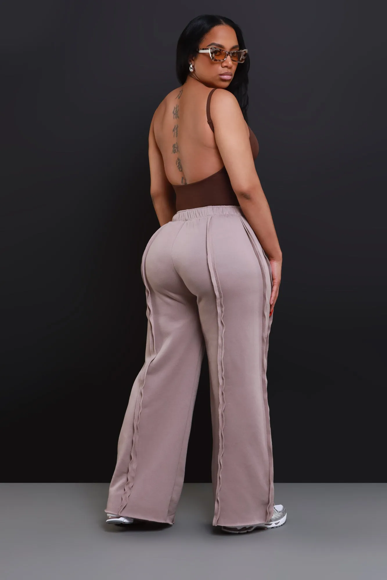 Can't Keep Up Wide Leg Pants - Mocha