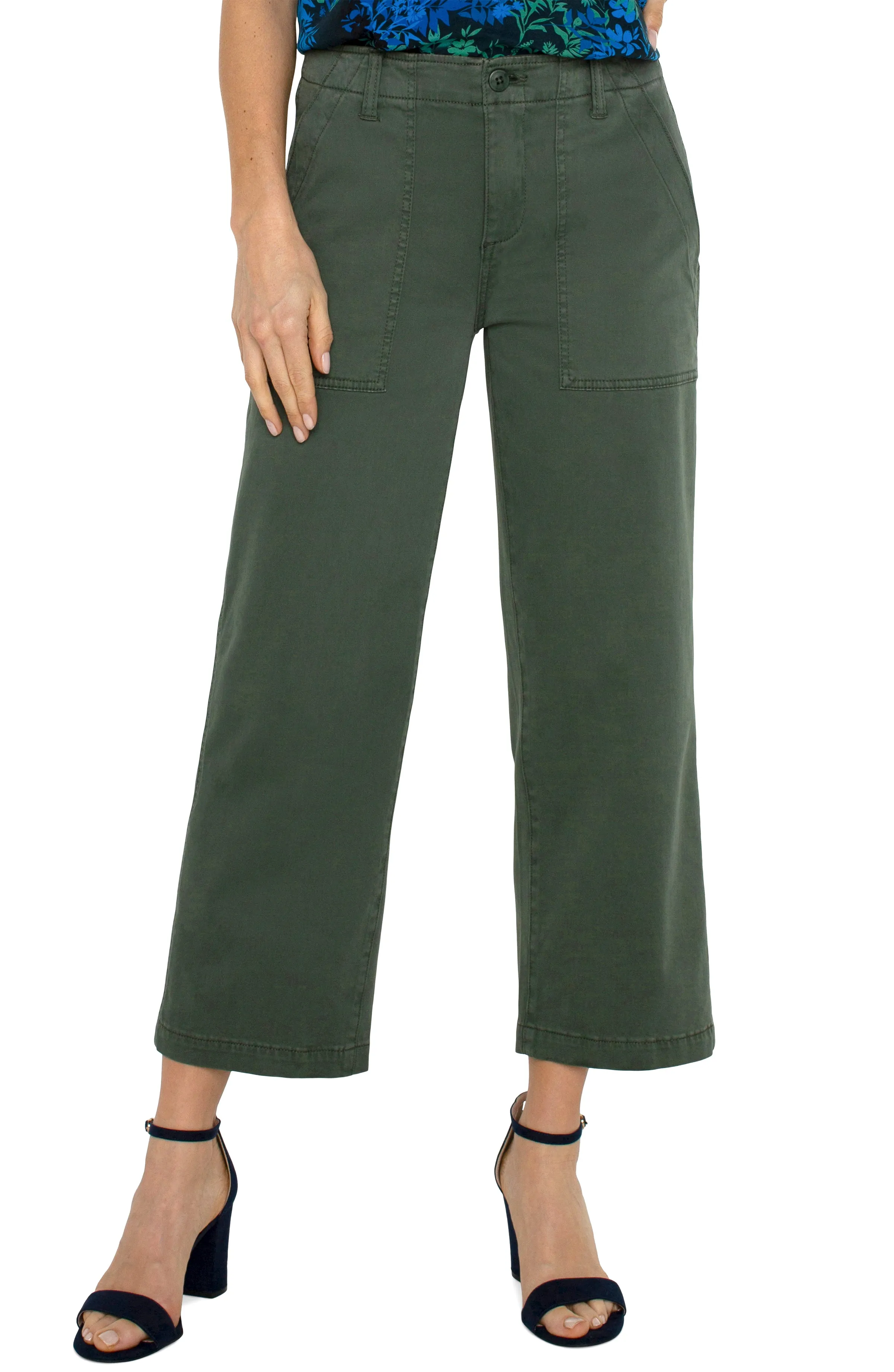 CARGO WIDE LEG CROP