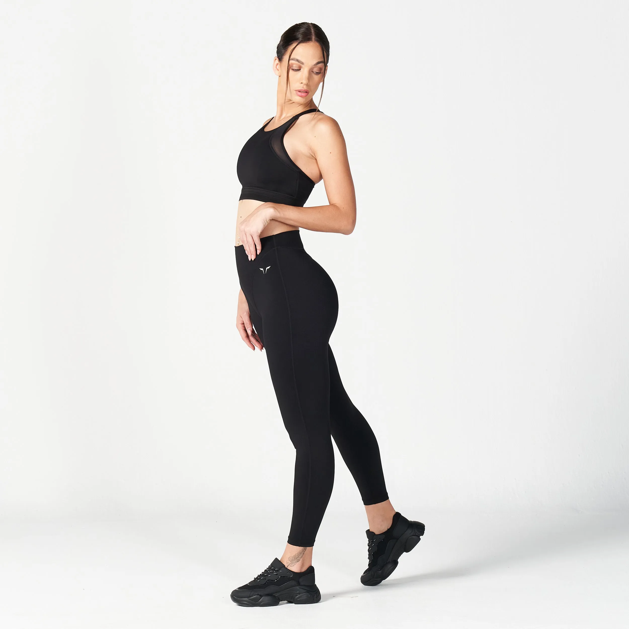 Core V-Cropped Leggings - Black