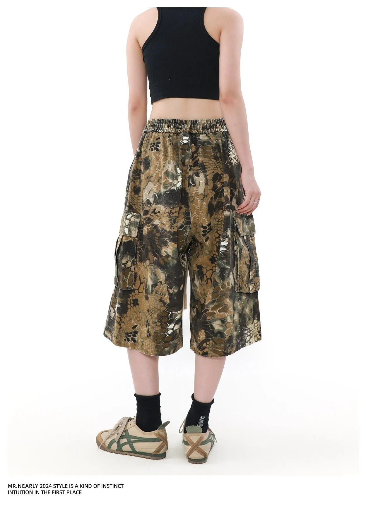 Drawstring Snake Pattern Shorts