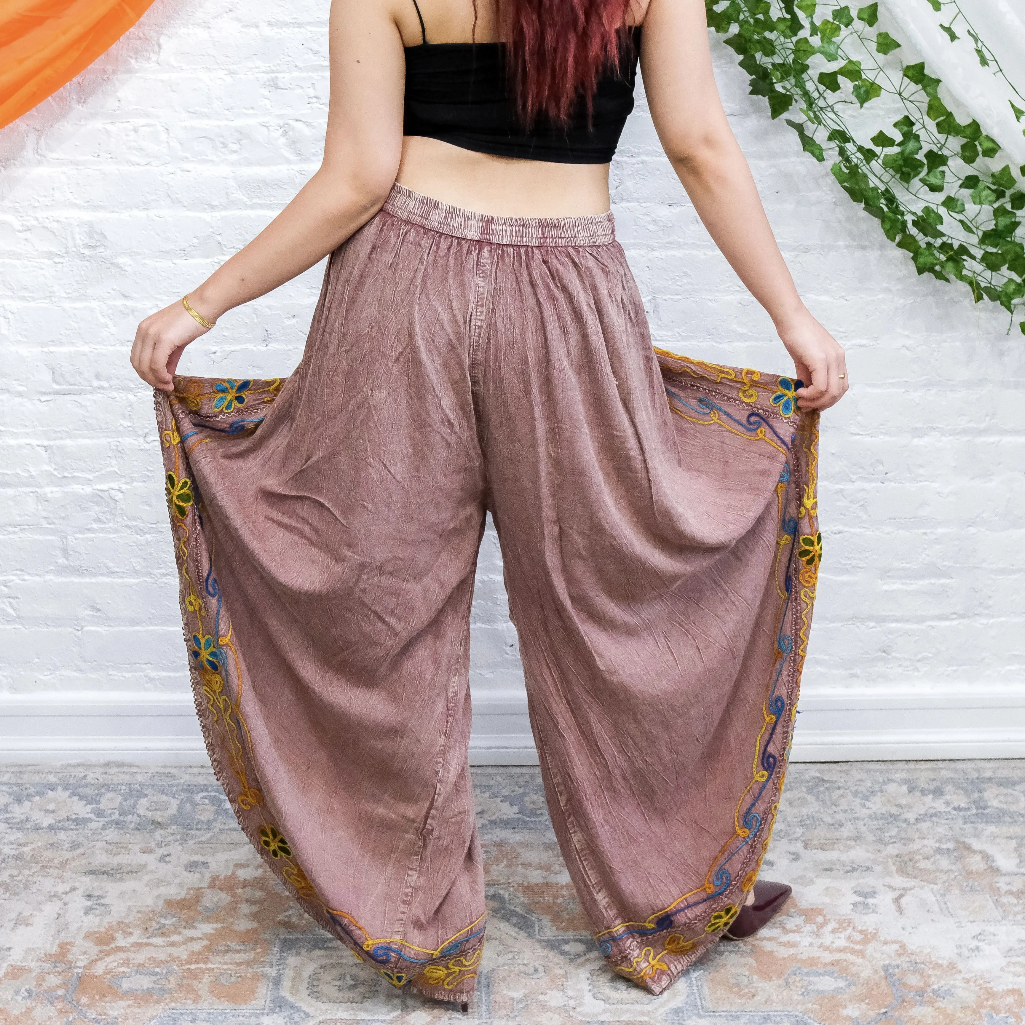 Embroidery Wide Leg Slit Pants