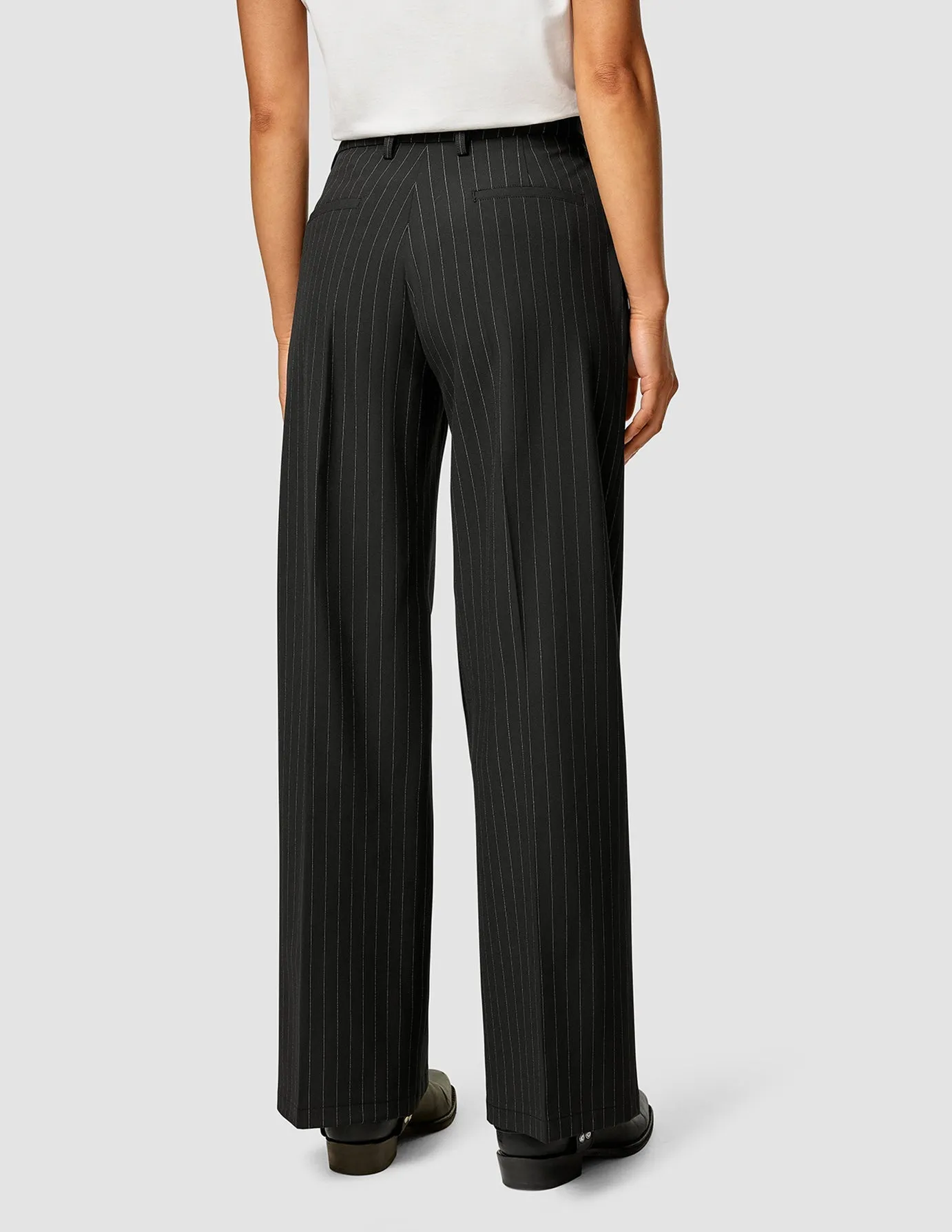 Essential Pants Wide Black Silver Pinstripe