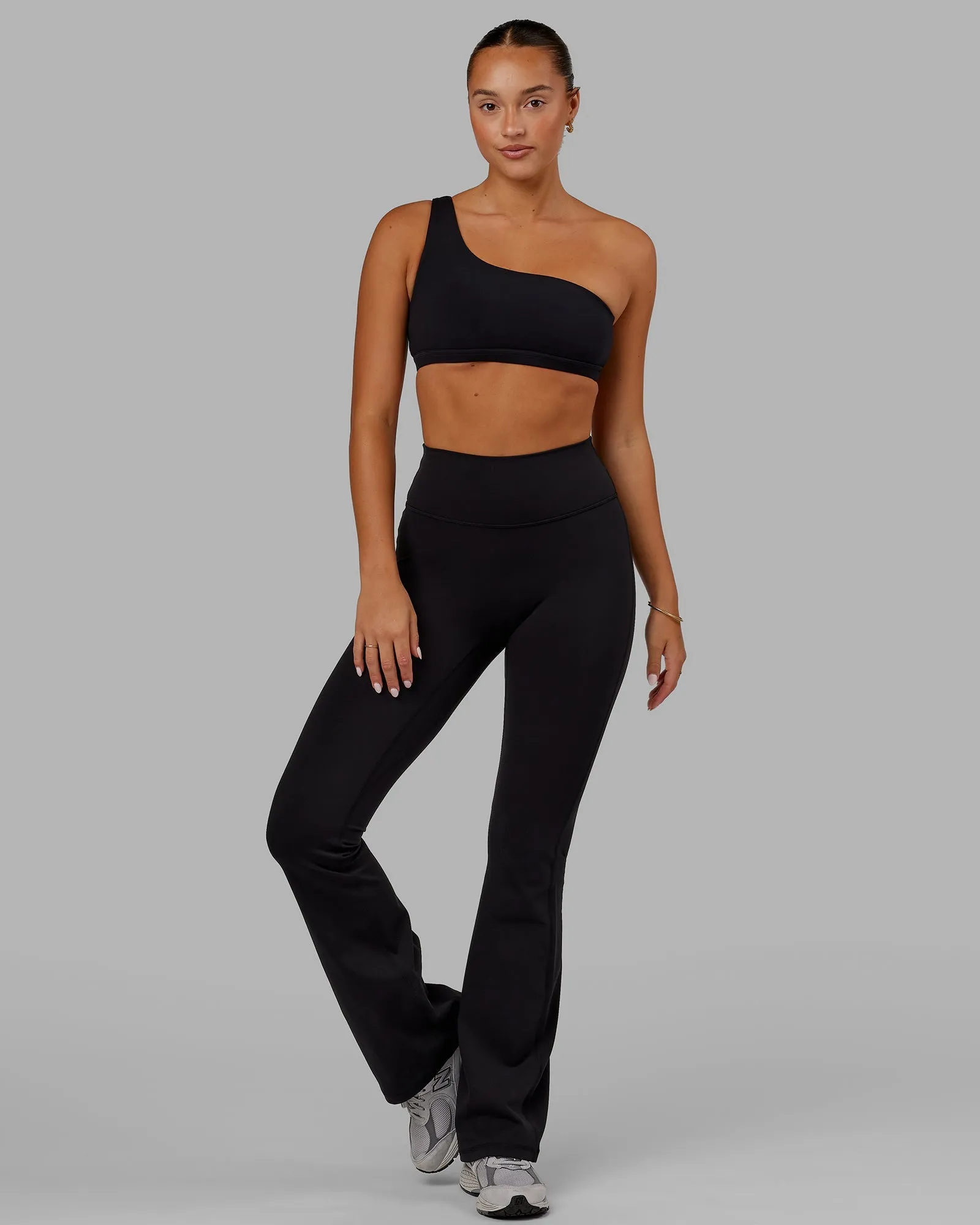 Everyday Flared Leggings - Black