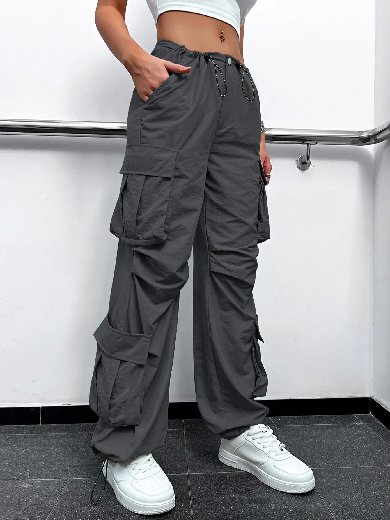 Flap Pockets Drawstring Ruched Cargo Pants