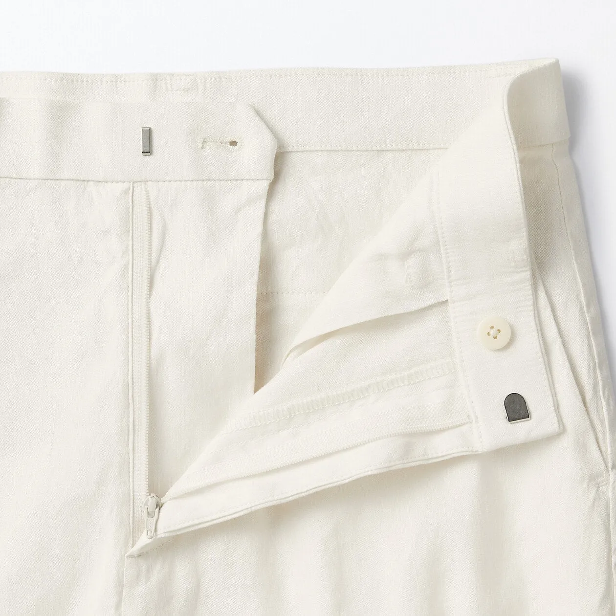 Hemp Blend Stretch Pleated Pants