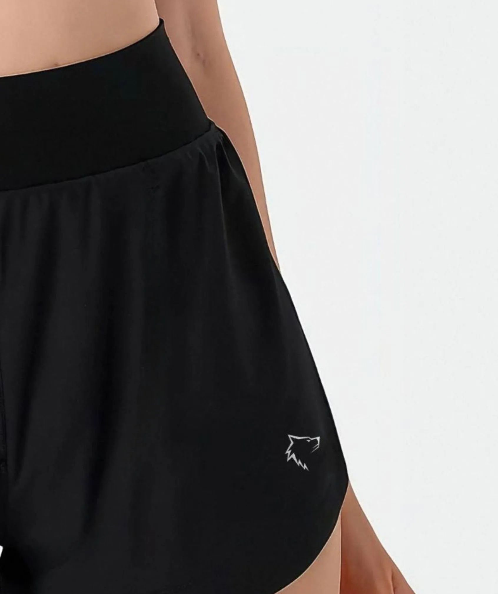 Motion Shorts - Black