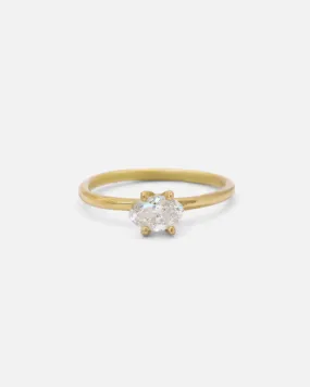 Stello / Warm Marquise Ring