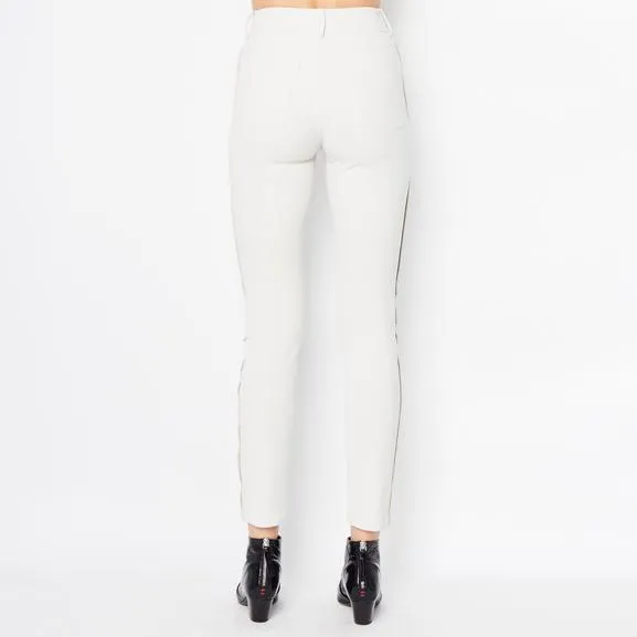 Tech Stretch Jeans W/ Leather Piping Quinley