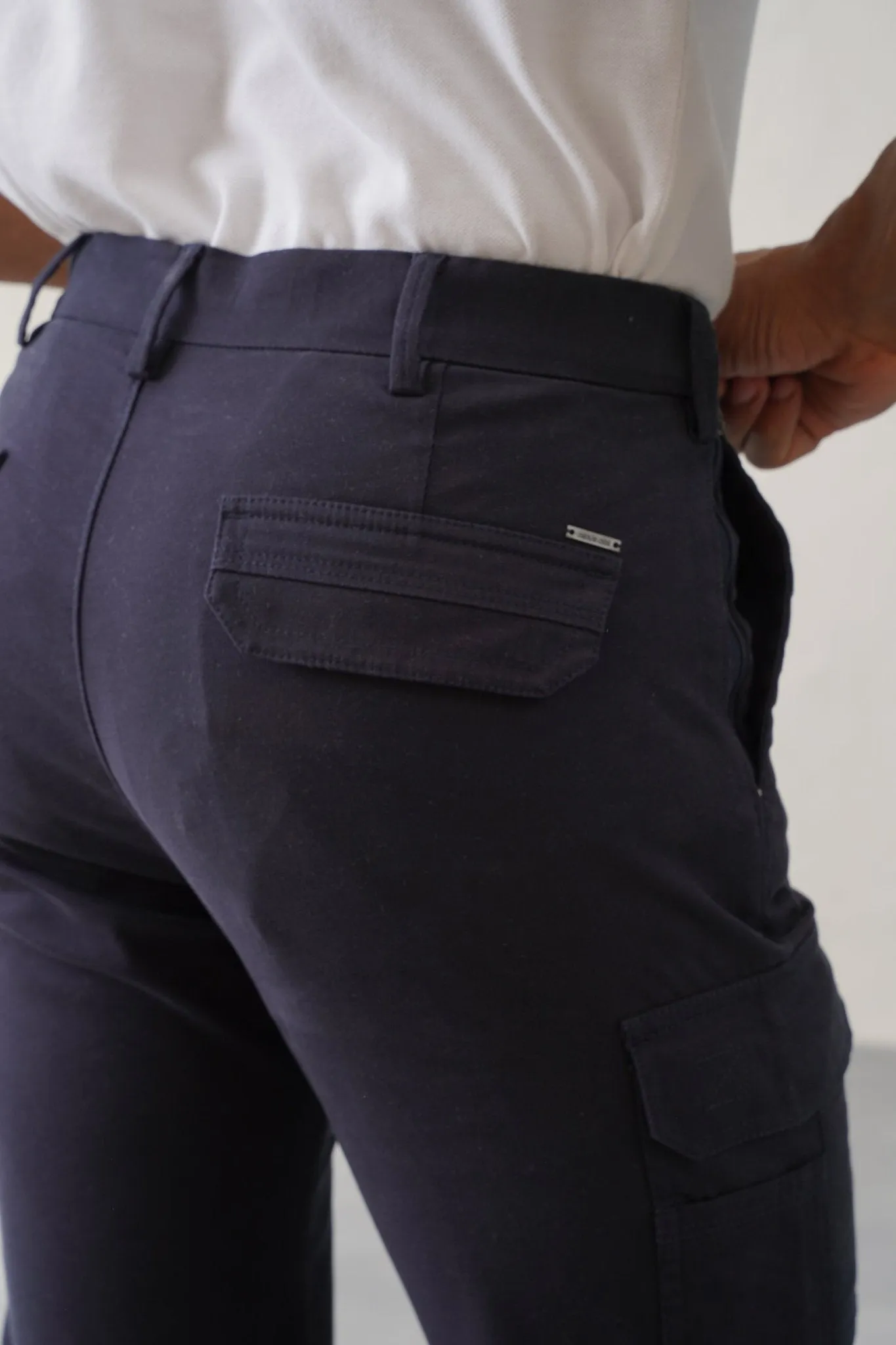 The Regular Fit Pro Cargo Pants - Navy